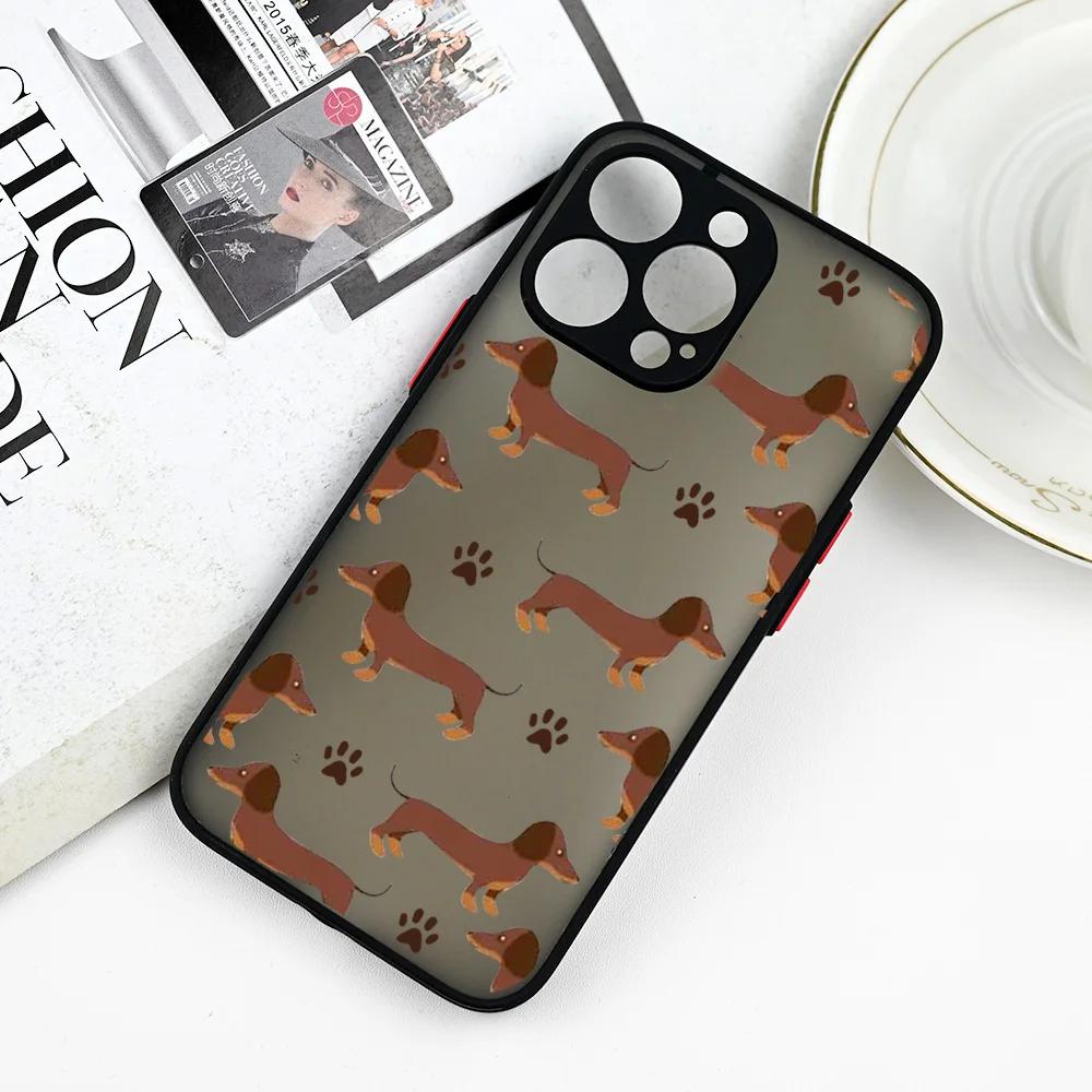 Cute Dachshund Bulldog Phone Case For iPhone 17 Air 16e 15 14 13 12 11 Pro Max Plus Mini SE2020 2022 Cartoons Dog Hard Cover