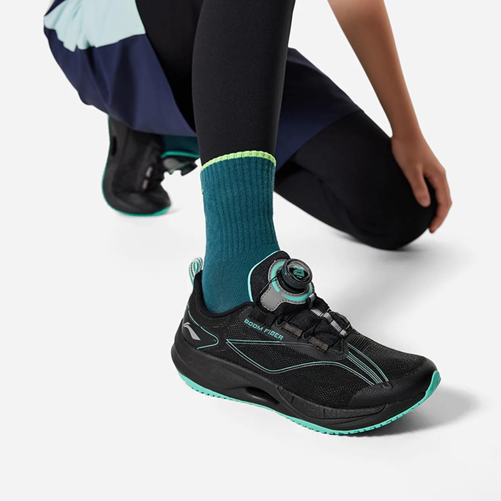 Li Ning Kinder Logo Buchstaben Rebound Atmungsaktiv Low Top Laufschuhe Kinder Laufschuhe Schwarz YKFU058-9