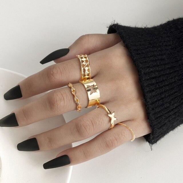 Retro For Women Punk Butterfly Heart Rings Set Retro Gothic Ancient Color Color Dice Angel Wings Charms Finger Rings JewelryVintage Rings