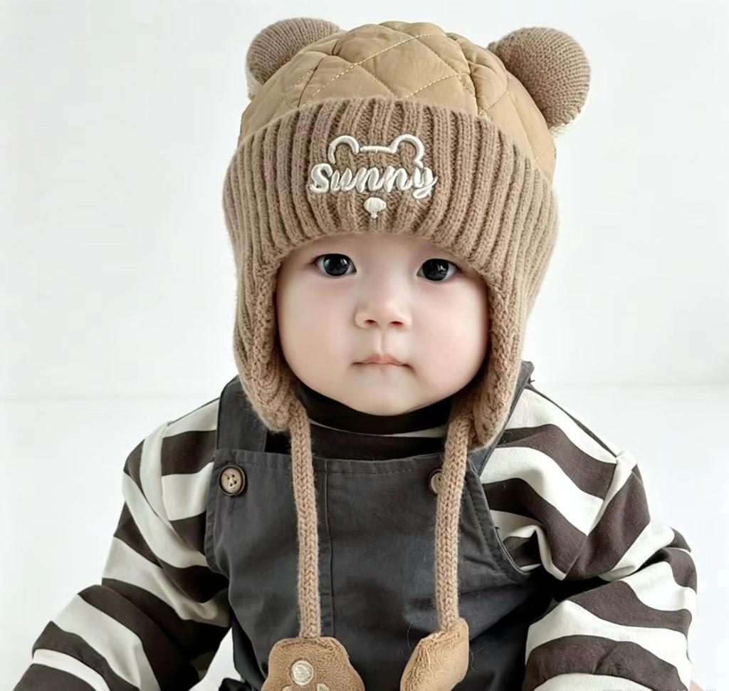 Children's striped hat and scarf integrated autumn and winter elf pointed hairball ear hat, windproof and warm for boys and girls