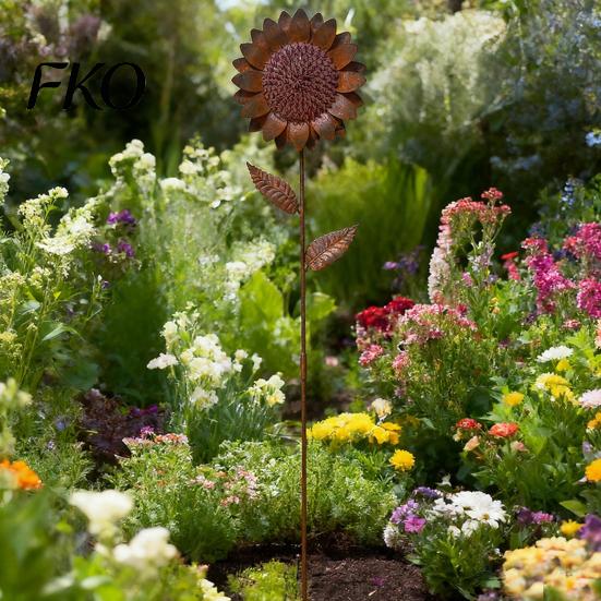 Rustic Metal Garden Stakes Sunflower Stake, Retro Rusty Flower Sculpture, Artistic Decor Ornament for Outdoor Yard Patio Lawn Decoration Decorative