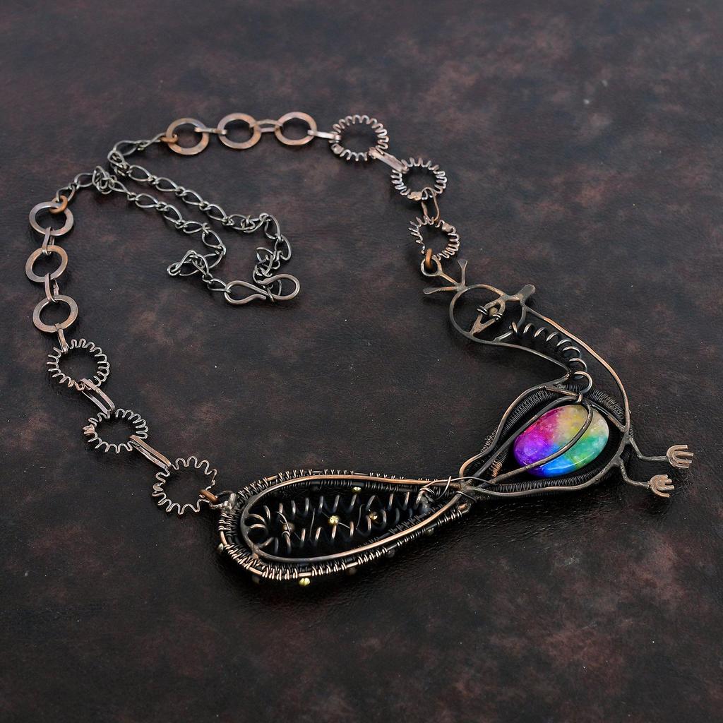 Regenbogen-Solarquarz-Druse Halskette Kupferdraht-umwickelte Halskette Verstellbare Halskette Kupferdraht Pfauenschmuck Handgefertigte Edelstein Halskette