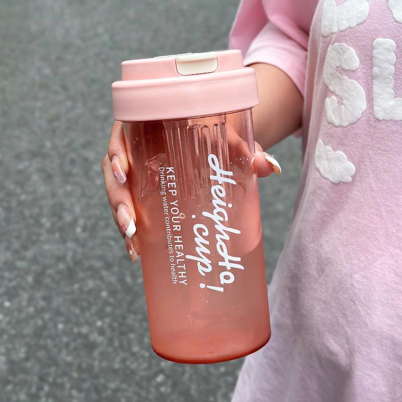 New Large Capacity Straw Plastic Water Bottle With Tea Infuser Filter Cute Portable Drinking Bottle Coffee Mugs Juice Milk Cup