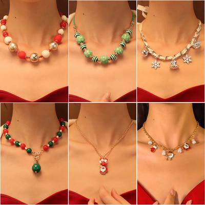 European and American Christmas Necklace, Simple Collarbone Chain, Red, Green and White Beaded Holiday Necklace.