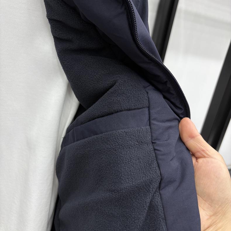 Men's Warm Velvet Jacket - Thick Stand Collar, Windproof, Solid Color Winter Coat for Middle-aged and Young Men.