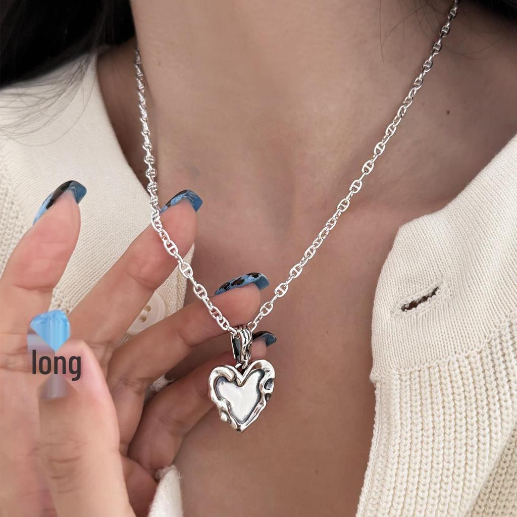 High-End Retro Heart Pendant Necklace for Women, Fashionable Clavicle Chain, Internet Celebrity Style