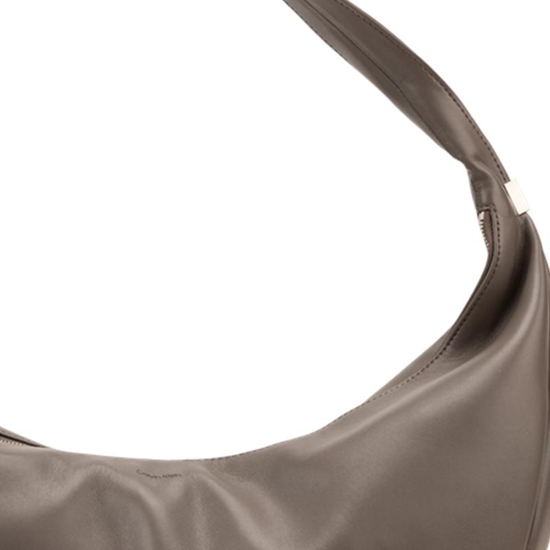 New CALVIN KLEIN Synthetic Material Shoulder Bag Women's Taupe 4F3009G-NZ8