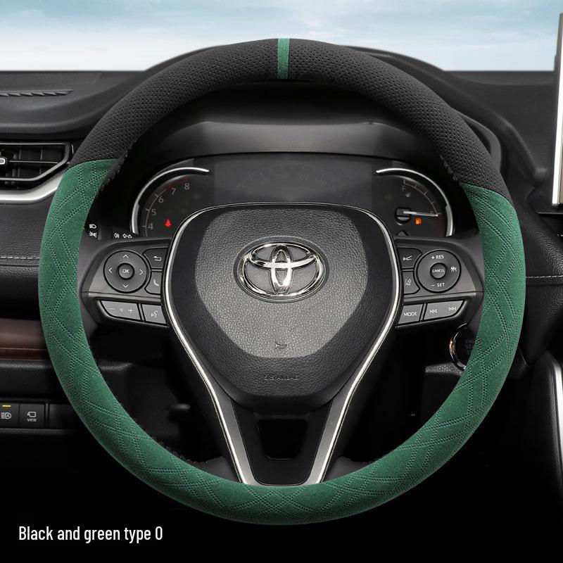 Suede Steering Wheel Cover for Toyota Prado, Camry (6th & 7th Gen), Reiz, Land Cruiser, and Land Cruiser Prado