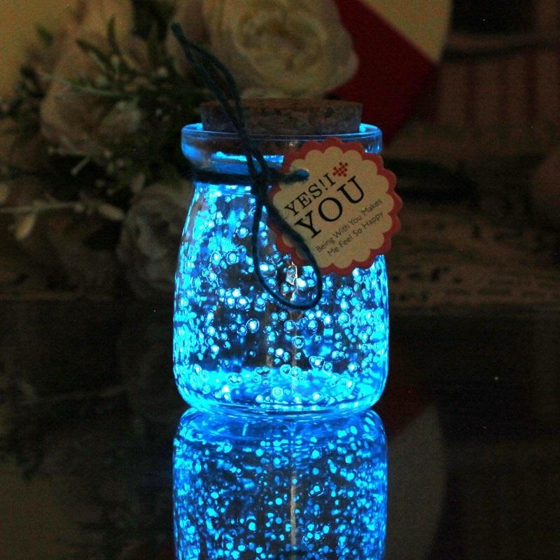 1 Beutel Leuchtpartikel Sand Bunt Fluoreszierendes Leuchtpulver Leuchtet im Dunkeln Haus Weihnachtsfeier Dekoration DIY Dekorationen