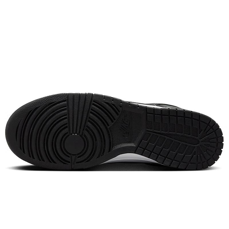 Nike Men's Dunk Low Lifestyle Sneakers - Black/White