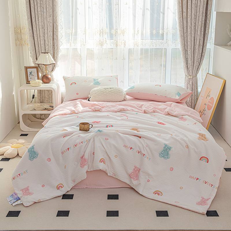 

New Soft Bubble Cotton Printed Summer Quilt 4-Piece Set Comfortable Bedding 150x200cm1 pieces