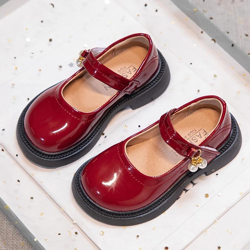 

Черные кожаные туфли для девочек, милые туфли Мэри Джейн на плоской подошве с жемчужной подвеской для свадебной вечеринки, платье для школы, размеры 26-36 26