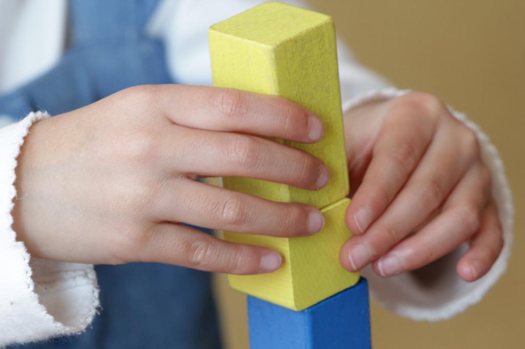 Canon F4L IS USM Telephoto Zoom Lens for Cameras EF70-200mm Full-Frame