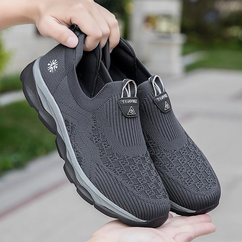 

Foreign trade large size 46 one-pedal elderly shoes middle-aged and elderly walking shoes breathable fly-woven mesh sports men s and women s parent 46