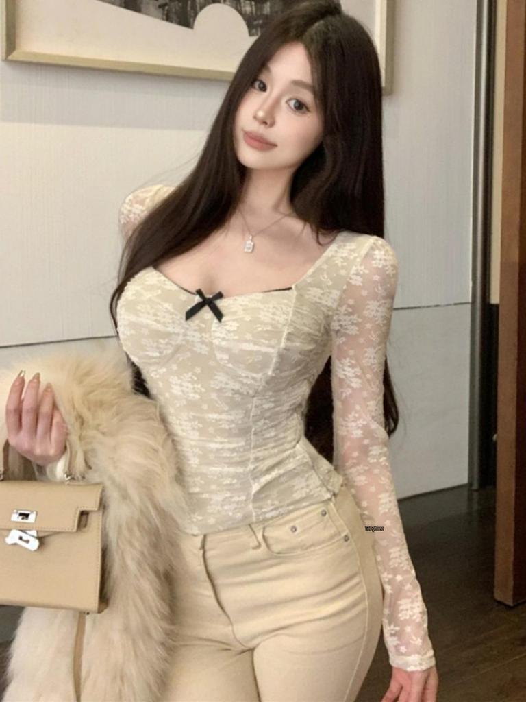 Women's Slim Fit Square Neck Lace Top with Bowknot - Long Sleeve Waist-Cinching Cropped Shirt for Autumn/Winter