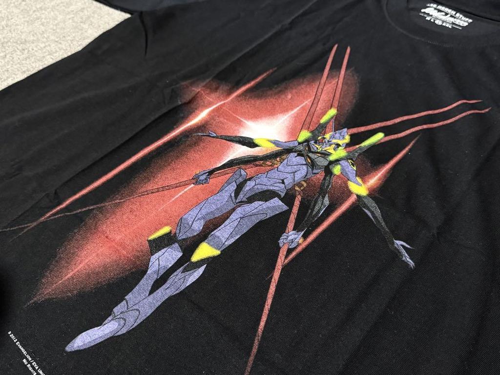 [USED] Evangelion Shinji Ikari and Kaworu Nagisa Anime T-shirt, Size XL