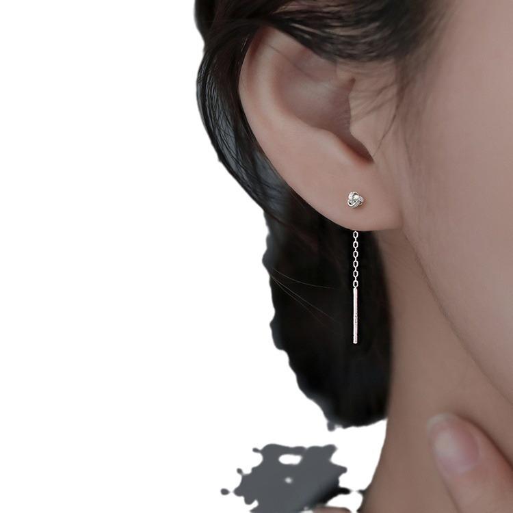 Ruyi-Knoten Ohr-Manschette Leichter Luxus Damenohrringe Schlichtes Design Stilvolle Persönlichkeit Tägliche Schmuckstücke