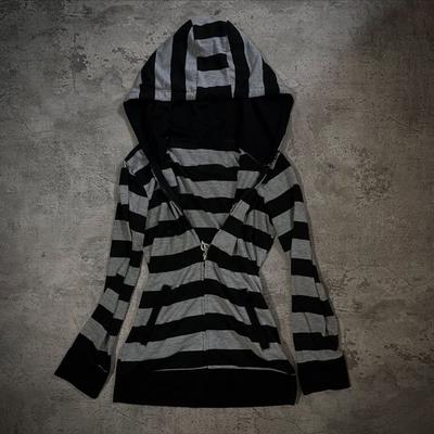 VAYLA Fashion Cute Casual Y2K Hooded Sweatshirt Streetwear High Street Y2K Long Sleeve Top Classic Minimalist Clothes Unique Hip Hop