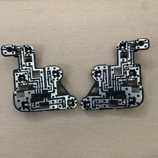 

Compatible with 2007-2010 Mercedes-Benz C-Class W204 Tail Light Circuit Board (2048201500, 2048201600). Right 2048201600 чорний