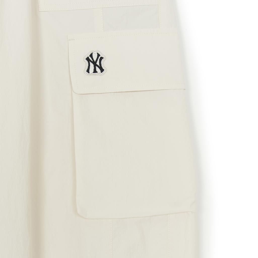 New MLB New York Yankees Basic Collection SS25 Cargo Pants Unisex Linen Cream 3AWPB1153-50CRM