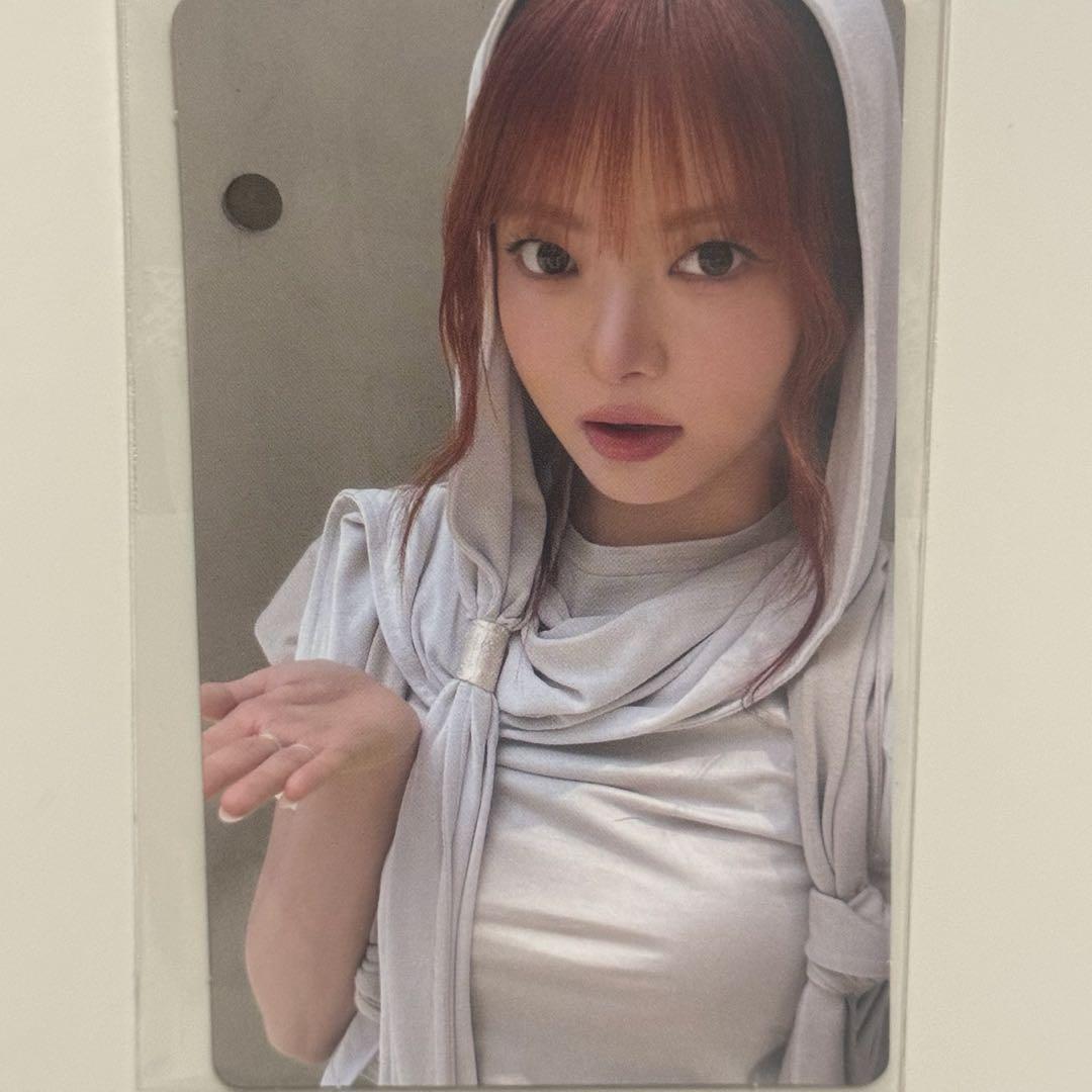 Used LE SSERAFIM PUREFLOW weverse 2.0 EUNCHAE