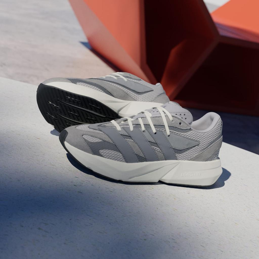 adidas Lightblaze IH8607 Unisex Sportswear Sneakers Grey Two / Grey Three / Iron Metallic