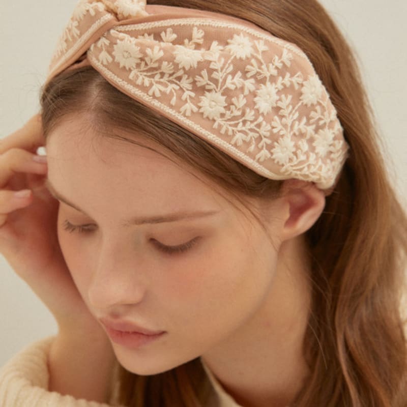 

Favorite Noun Daisy_Ivory Ivory