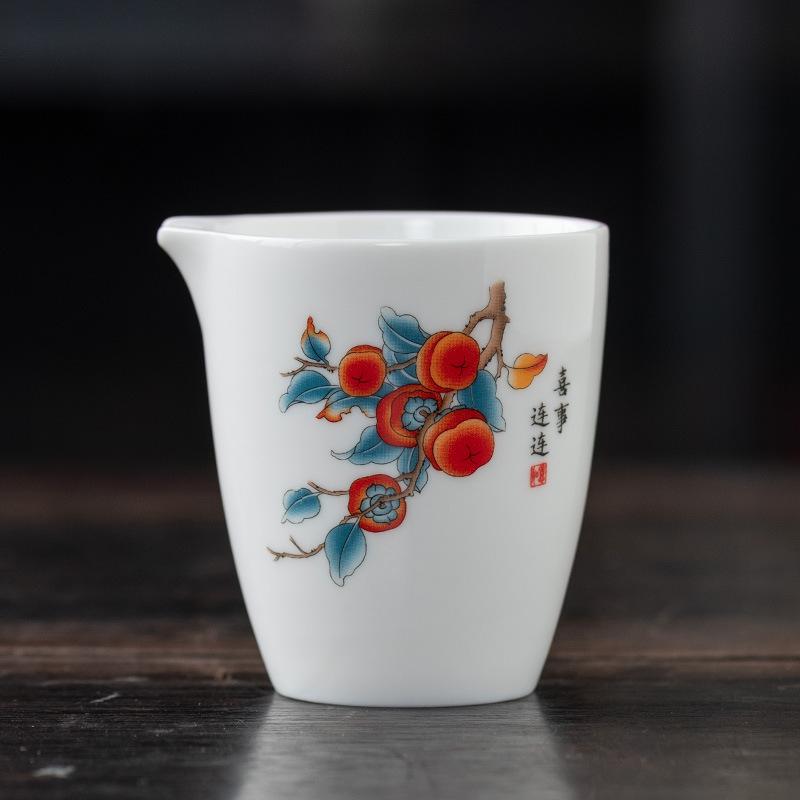 Sprawiedliwy kubek suet jade herbaciane morze biała porcelana ręcznie malowane kreatywne gospodarstwo domowe akcesoria do zestawu do herbaty kung fu sześciu dżentelmenów wysokiej klasy dozownik do herbaty