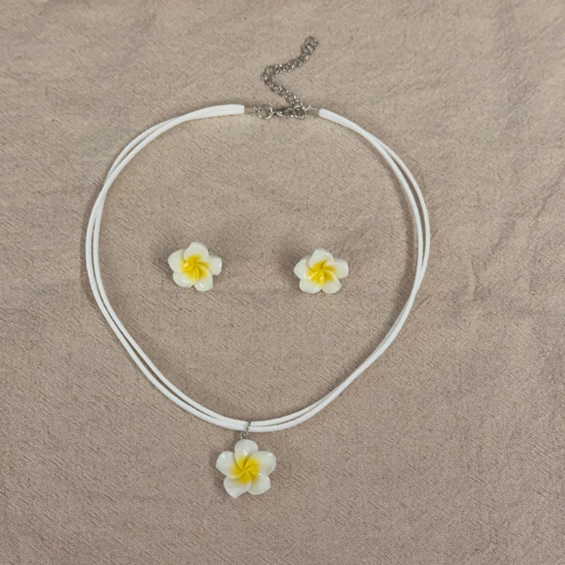 Women Hawaiian Plumeria Stud Earrings Necklace Set Delicate Summer Flower Jewelry Beach Party Accessories