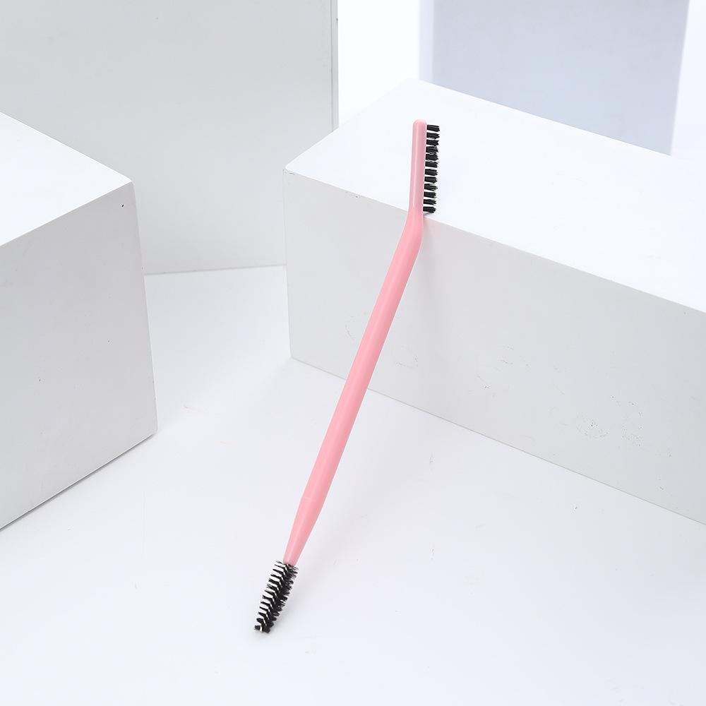 Portable Dual-Head Eyebrow & Eyelash Brush: Comb & Curl with One Tool for Effortless Beauty.