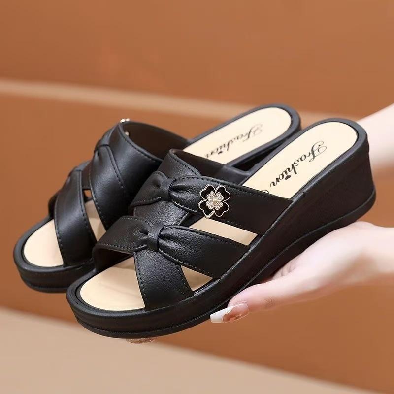 Women's Slippers Heightened Thick-soled Going Out High-end Wedge Heels High-heeled Sandals Home Non-slip Hollow Women's Shoes