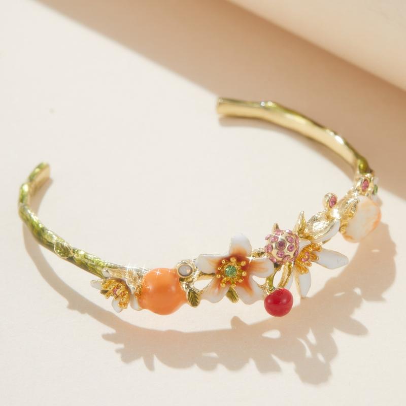 New Fashionable Flower Style Open Bracelet, Suitable for Ladies' Elegant Temperament, Daily Party Jewelry Gifts