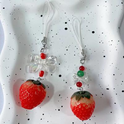 Sweet Kawaii Red Strawberry Keychain Heart Bow Beaded Phone Charms Lanyard Fresh Fashion Bag Camera Pendant Hanging Jewelry