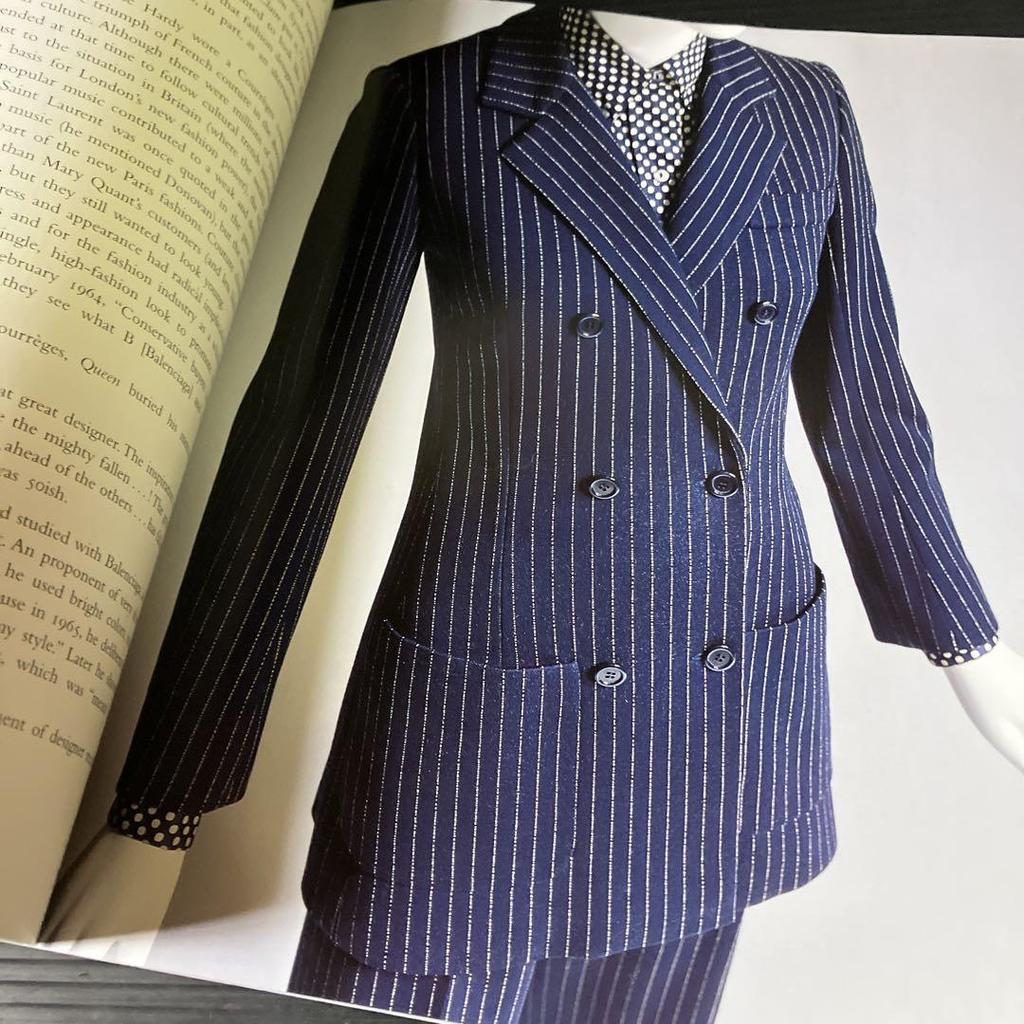 [USED] Foreign book 50 years of fashion Author: Valerie Steele