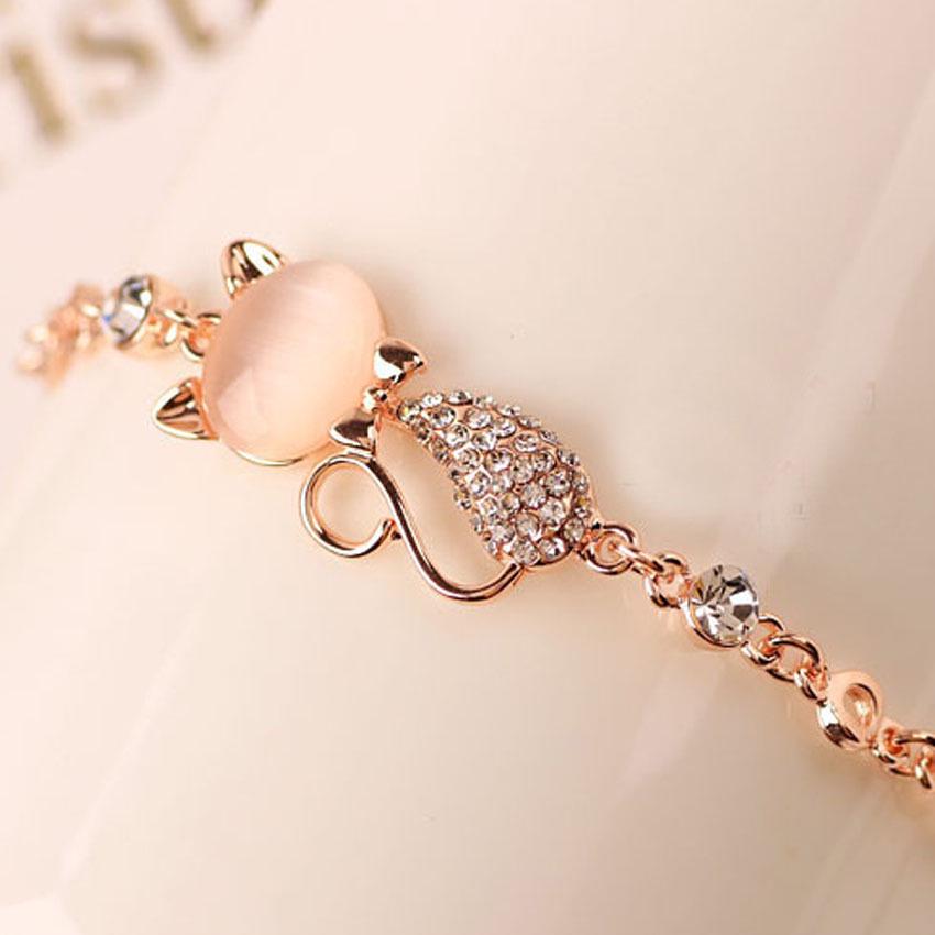 

Stylish New Korean Cat Bracelet with Diamond Alloy Charm