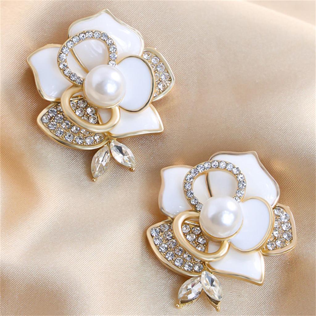 1Pc Elegant Classical Camellia Brooch Cute Sweet Pin Retro Creative Jewelry Accessories Birthday Party Festival Gift Trend 2026