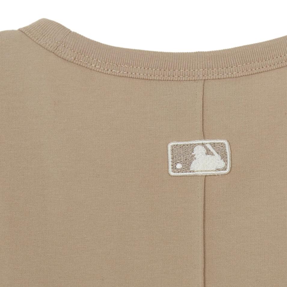 MLB New York Yankees Summer Breathable High-Quality Basic Solid Color Short Sleeve Embroidered Round Hem T-Shirt Women Tops 3FTSB1163-50SAM