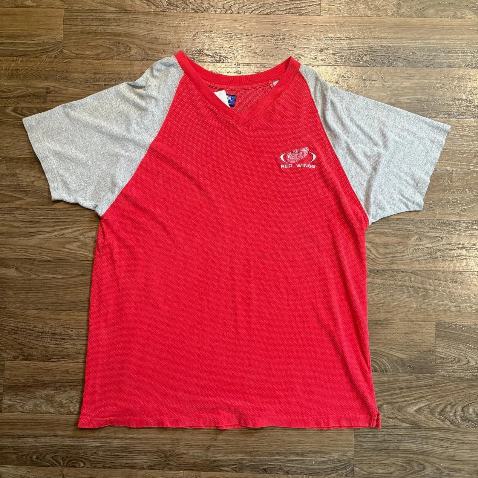 90s / Vintage Detroit Red Wings Mesh Raglan T-shirt Gray Red NHL Hockey Tee Sz XL S