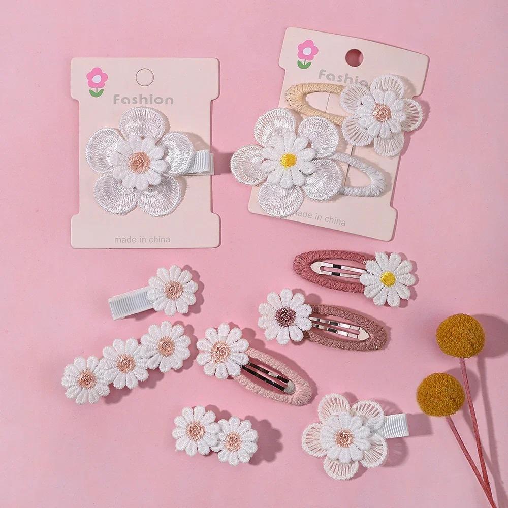 

2Pcs Cute Baby Girl Hair Clips Daisy Flower Kids Hairpins Princess Barrette Child Hair Accessories Spring Korean Style Hairgrips 2 Pieces