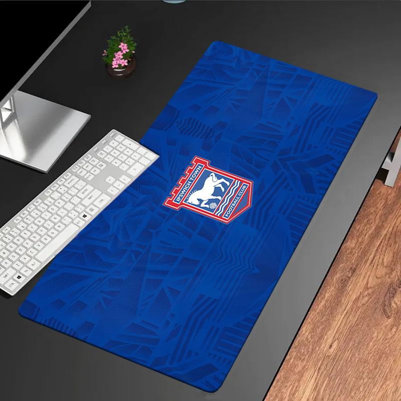 Ipswich FC Crest Mouse Pad, Rubber Base, Mouse Pad for Gamers and Office Use, Gaming Desk , Easy To Clean Mat Christmas fan gifts