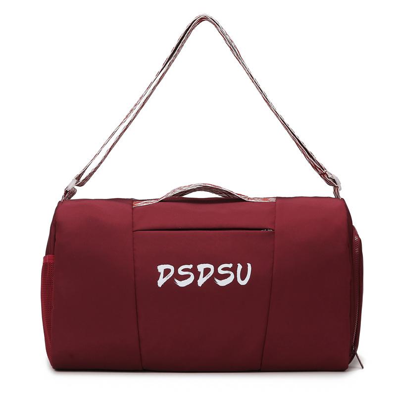 

New Stylish Travel Bag, Large-capacity Single-shoulder Carry-on Luggage and Fitness Bag червоний
