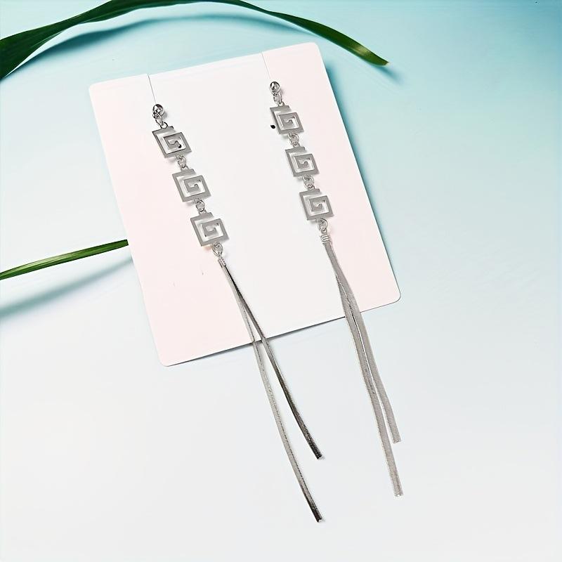 

Квадратные серьги-пусеты с цепочкой-кисточкой, милые и элегантные, длинные серьги для банкетов и вечеринок серебряный серый