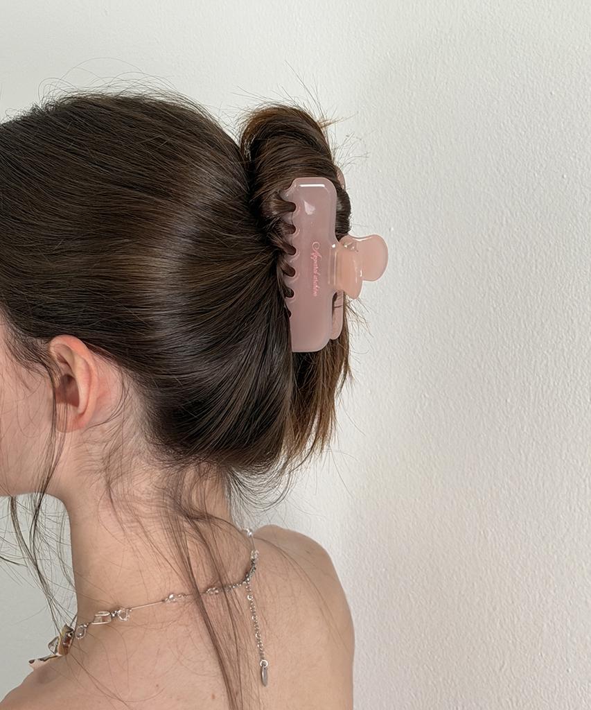 Apparel Archive Amelly Hair Clip - Pink