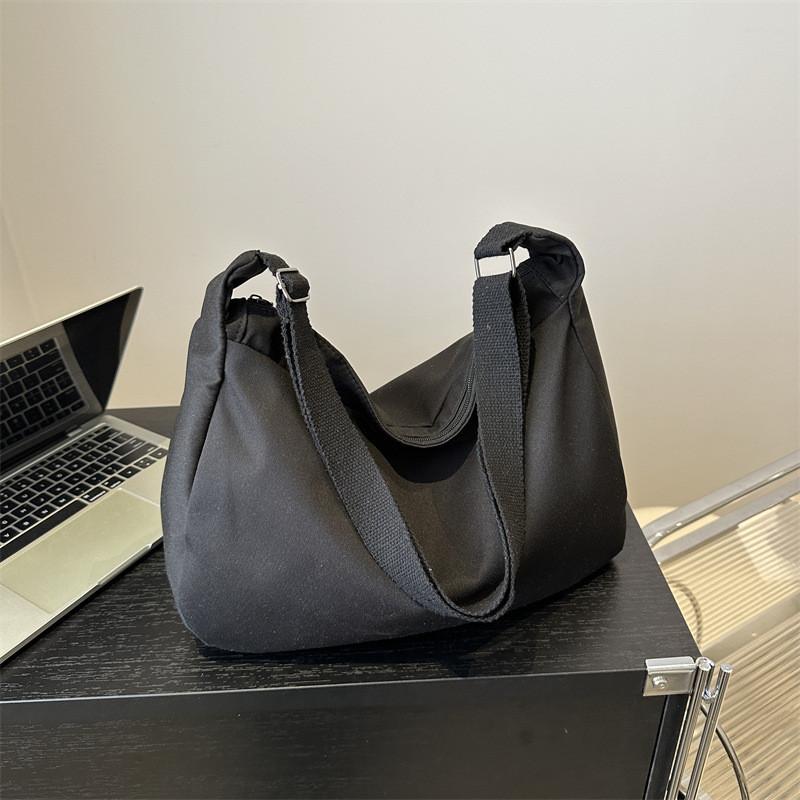 Korean Style Casual Lazy Wind Bag 2024 New Simple Large Capacity Canvas Bag Solid Color Single Shoulder Diagonal Female Bag