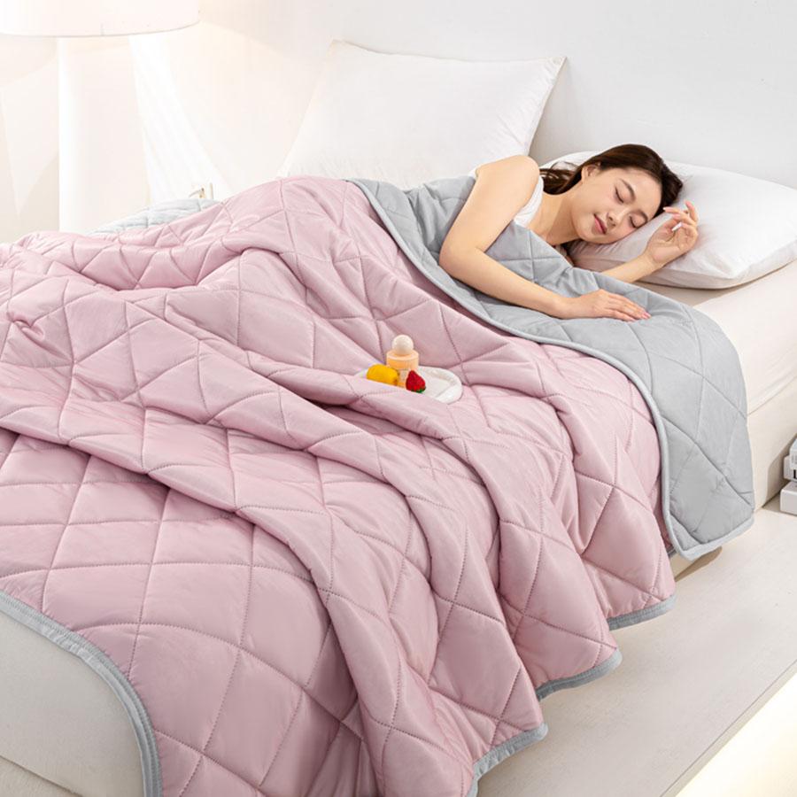 Summer Thin Comforter Soft Air-Conditioned Four Season Comforter Machine Washable Single Double Blanket Ultrasonic Quilted Quilt