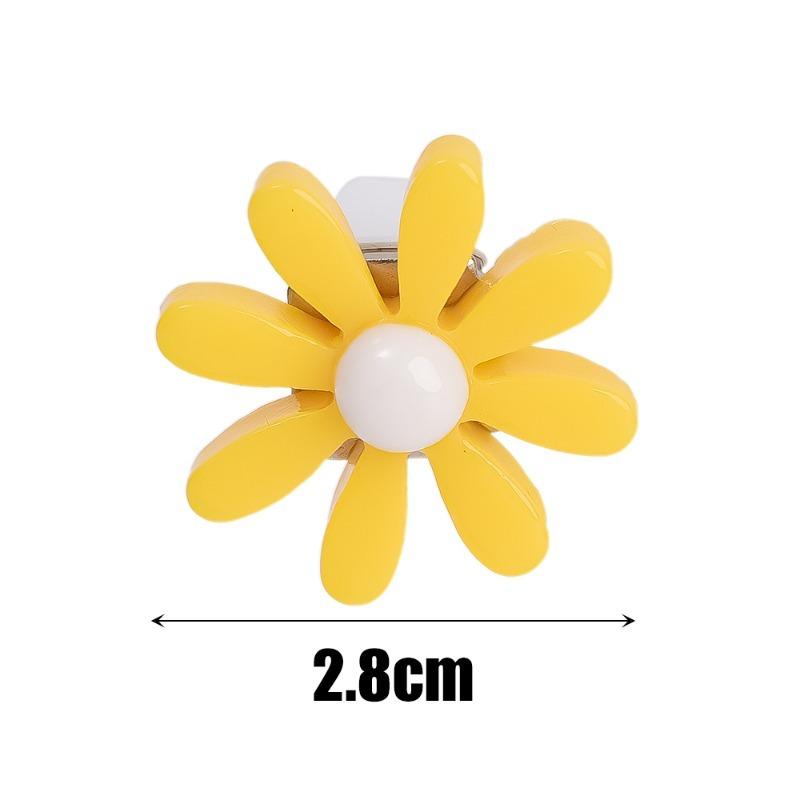 1/2/3/6pcs Car Air Outlet Perfume Clip Cute Mini Flower Aromatherapy Creative Car Interior Decoration Air Freshener Accessories
