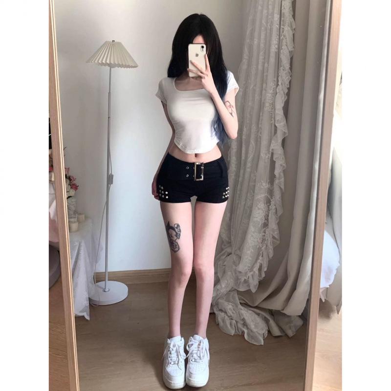 Retro Low Waist Butt-Lifting Denim Shorts for Women