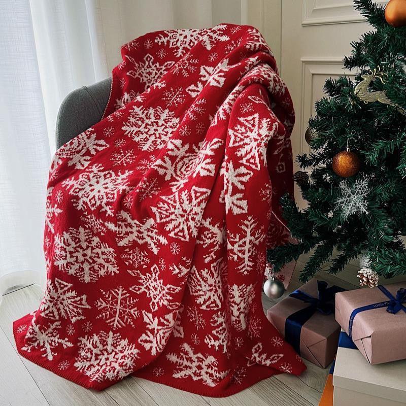 Custom Knitted Jacquard Sofa & Christmas Blanket Gift
