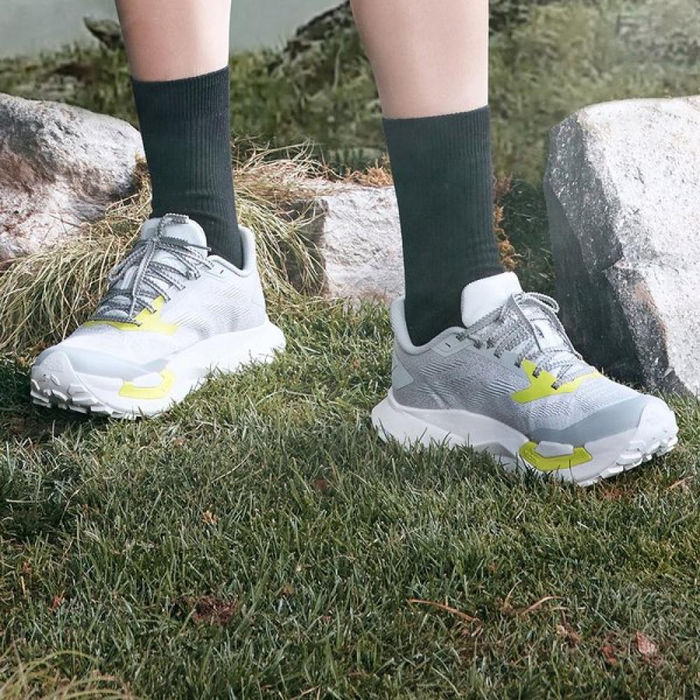 

The North Face Men S Vectiv enduriS 4 Gray nS97r03a GRAY/265MM