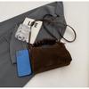 Borsa a tracolla/spalla in camoscio arricciato minimalista retrò Inverno 2025